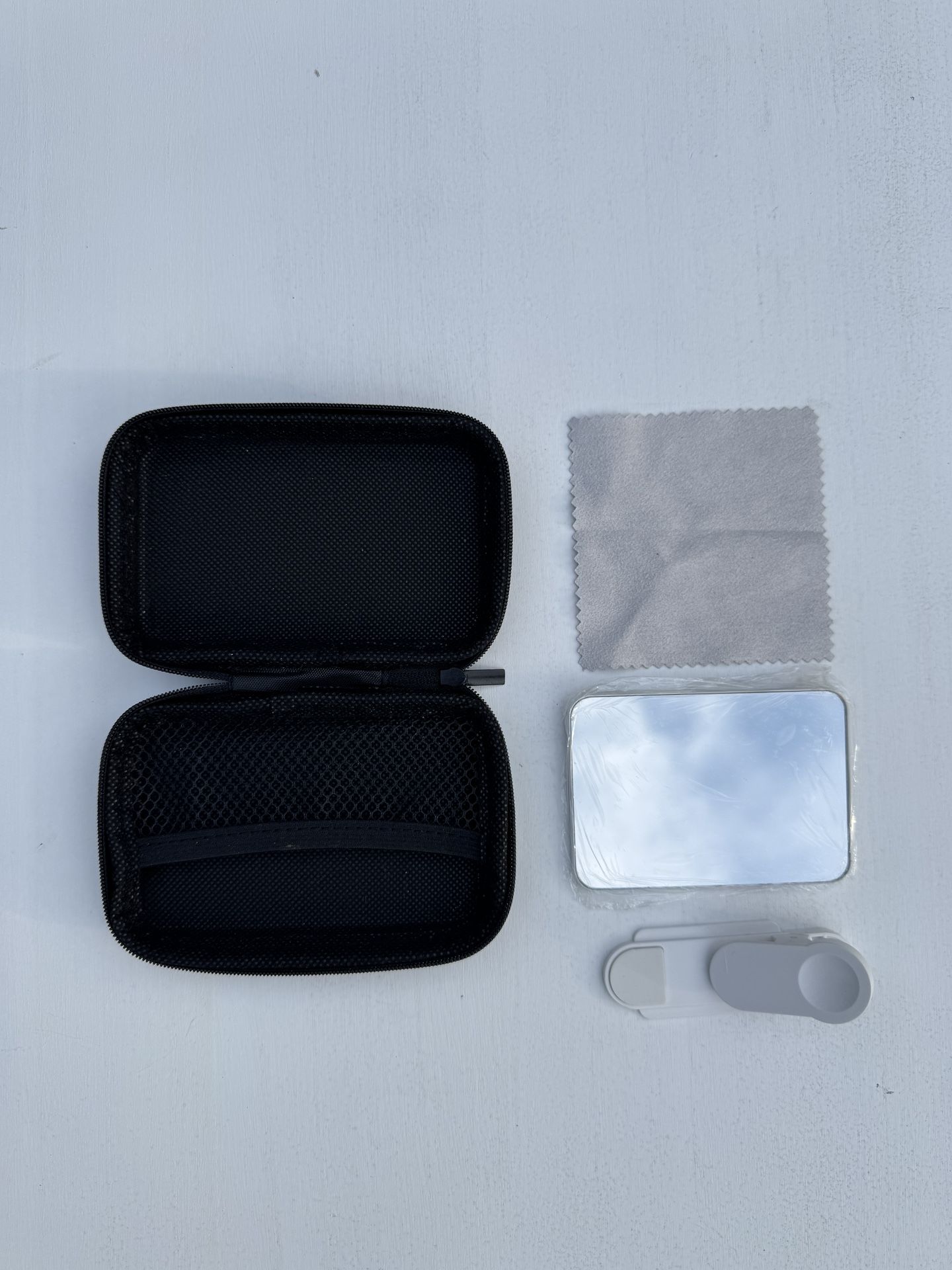 Multifunctional mobile phone reflection shooting clip set