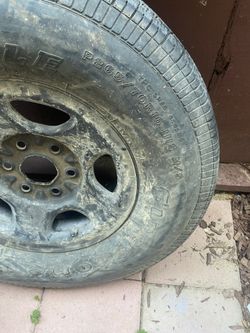 Spare 6 Lug Wheel 265 /70R 16 $40