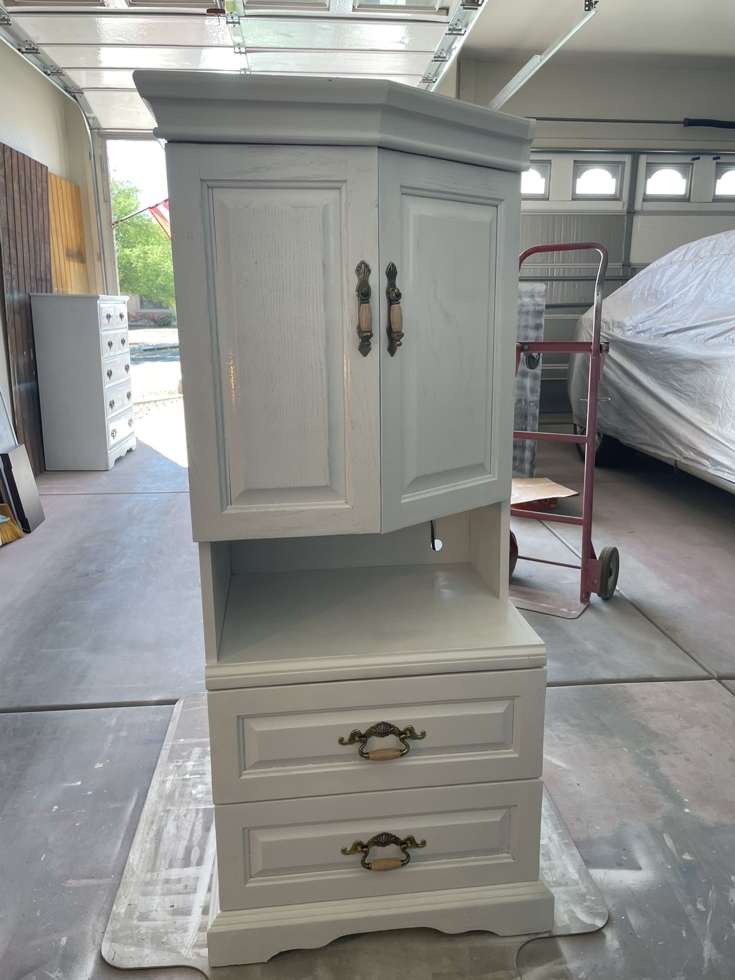Cabinet, Dresser
