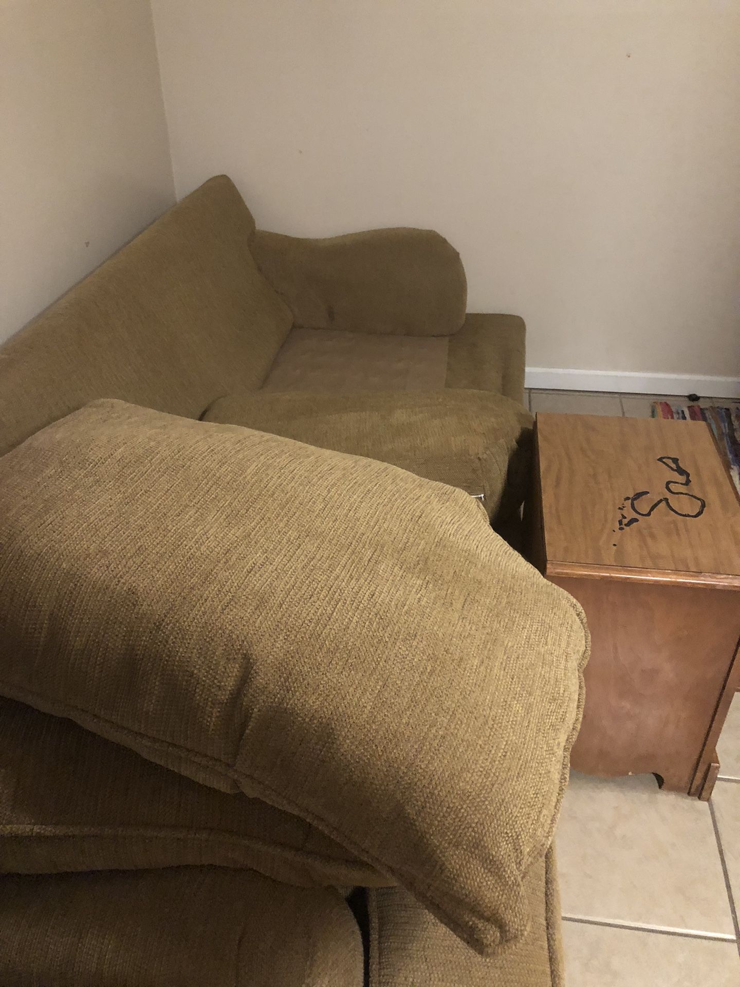 Free Furniture