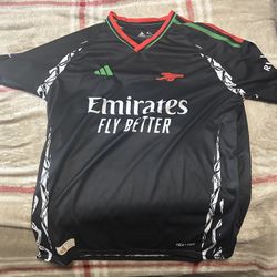 Brand New, Arsenal 24/25 Away Soccer Jersey, Size Medium 