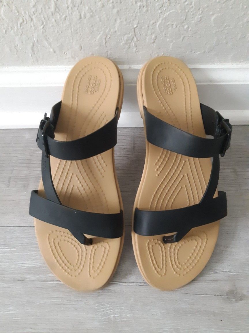 Crocs In Great Used CONDITION, Size 7