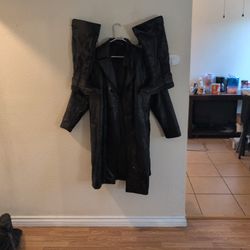 Status: Trench Coat Mafia