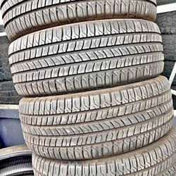 244/55r18  Goodyear Tires Con 80% de vida las 4