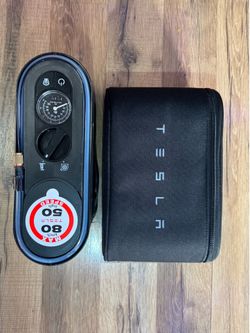 Tesla OEM Emergency Tire Air Compressor Inflator 12V 180W w/ Storage Bag