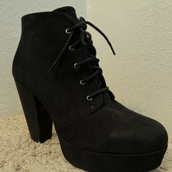 Steve Madden Raspy Black Suede High Ankle Boots
