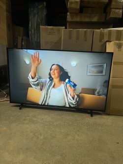 Hisense smart TV58” good condition $220