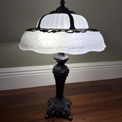 Cheyenne Company Art Nouveau Tiffany STYLE 12.74” Lamp. 