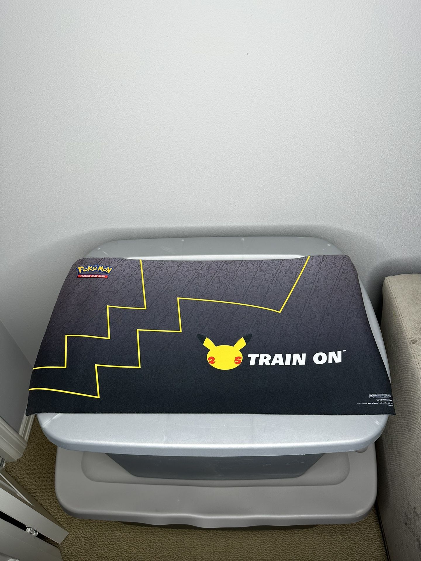 Pokémon Card Celebrations 25th Anniversary Premium Play Mat TCG