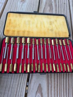 Toyota guage tools 40 takes both
