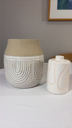 Set of 2 Ceramic Decorative Vases