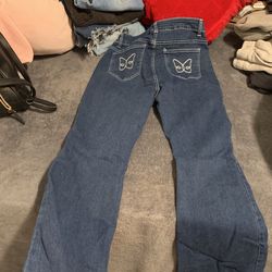 FLARED JEANS!