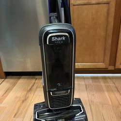 Shark Apex DuoClean AZ1002