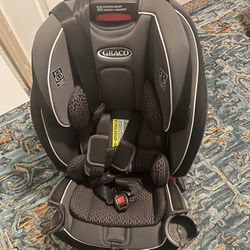 Graco SlimFit 3-In-One Convertible Car Seat