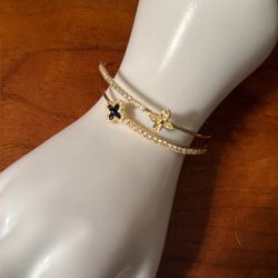 Clover Cuff