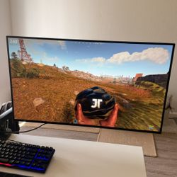 32” LG Ultra Gear 4k Gaming monitor