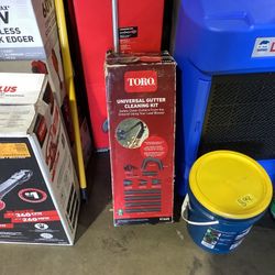 Toro Universal Gutter Cleaning Kit with 11 ft. Reach for Handheld Leaf Blowers Includes Shoulder Strap