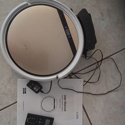 Robotic vacuum cleaner V5s Plus