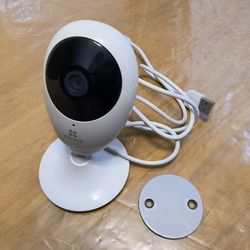 Ezviz Indoor Security Camera Wireless 720p Night Vision 