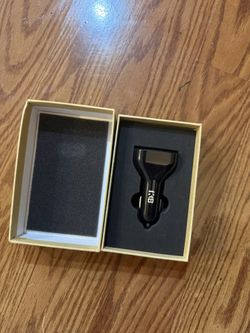 3-port USB car charger