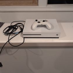 Xbox One S With 3 Included Games 