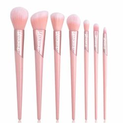 4 set of brushes. all new high quality makeup brushes