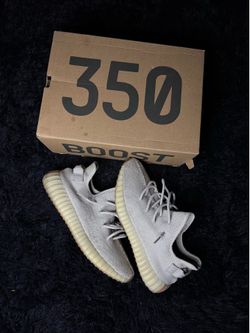 Yeezys boost 350