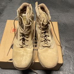 New Balance Boots Men’s 11W Desert Tan