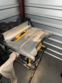 DeWalt Table Saw 8-1/4 with Stand