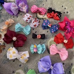 Pair Bows 