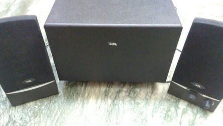 Suround sound speakers computer sub woofer