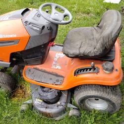 Lawn Mowers Tractor Husqvarna 