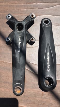 ALPHADRIVE CRANK SET FOR DOWNHILL BIKE PRO