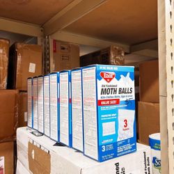 Old Fashioned Moth Balls, Naphthalene Balls, 24 oz, 3 Single Use 8 oz Packets  Moth balls for killing destructive moths, moth eggs, and larvae • Also 
