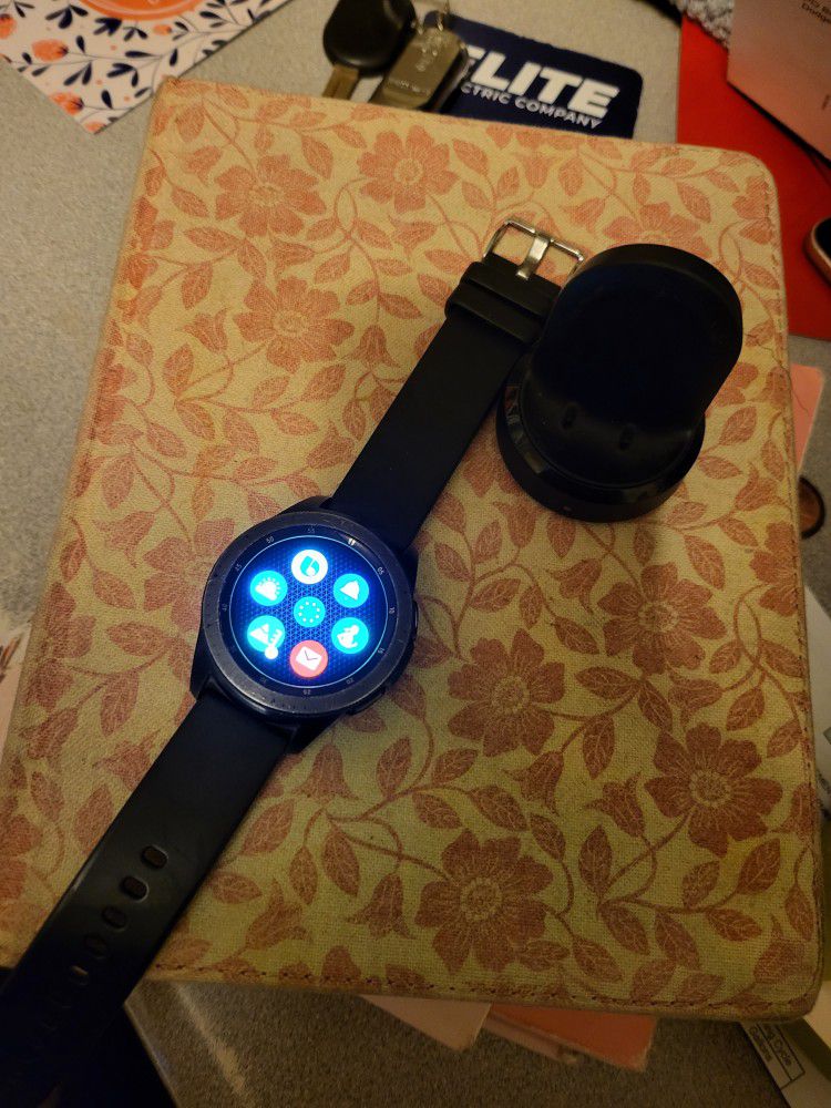 Galaxy Watch W/Charger 