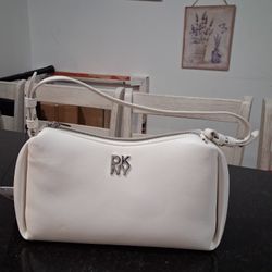 DKNY Bolsa Mediana.