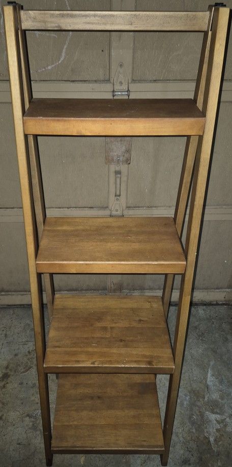 Wooden Ladder Shelf 