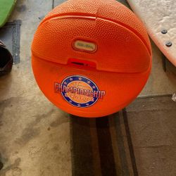 Ball Container 
