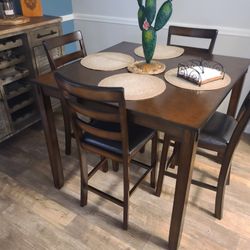 Dinning Room Set