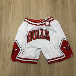 Just Don Chicago Bulls White And Red Shorts 