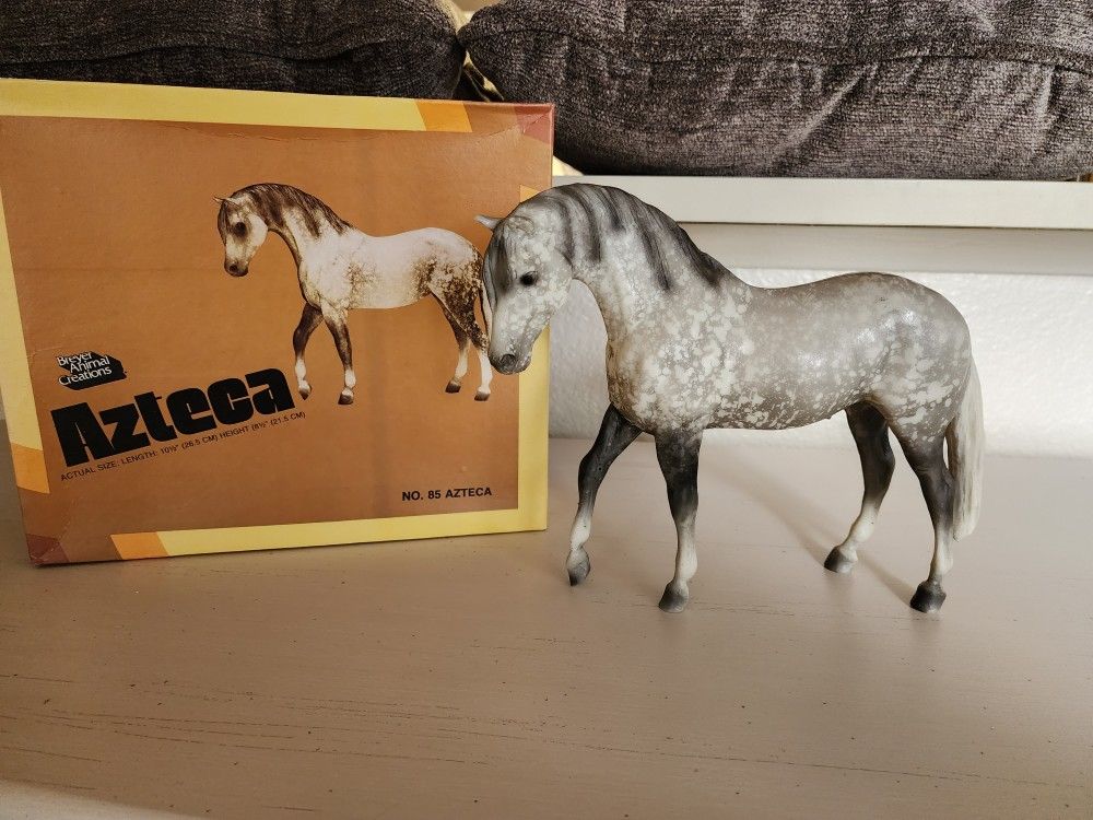 Breyer Model Horse - Azteca Dapple Gray