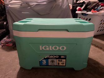 Igloo Latitude 52 Quart Cooler