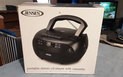 Jensen CD Boombox