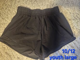Girls Black flowy athletic shorts size 10/12
