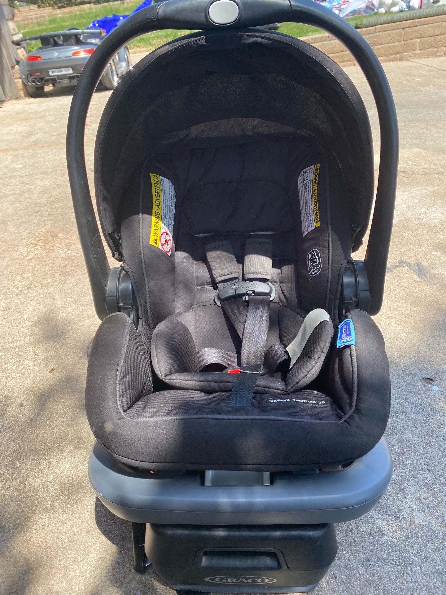 Graco infant car seat