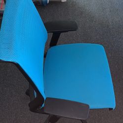 Steelcase Think 3D chair