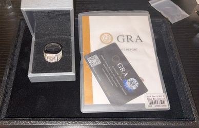 Moissiante stones Vvs 4ct silver ring (PASSES DIAMOND TESTER)