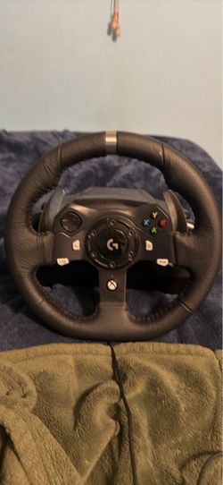Logitech g920 steering wheel, pedals and shifter