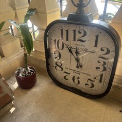 Vintage Parisian-Inspired Decorative Wall Clock – “Dupont & Allardet” Design