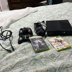 Xbox 360 E LOOK AT DESC 👇👇